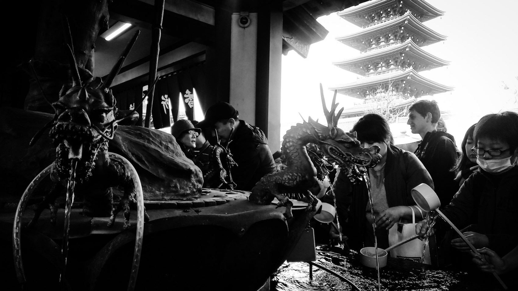 Urban photo – Asakusa, Tokyo, Japan. ‘Senso-ji Temple.’ Complete image from my latest travel art blog article 'Sakura Japan.' Now online - sketchbookexplorer.com @davidasutton @sketchbookexplorer Facebook.com/davidanthonysutton #photography #japan #tokyo #sakura #sensojitemple #buddhism #travel #travelblog #cherryblossom #cherryblossomseason #cherryblossomjapan